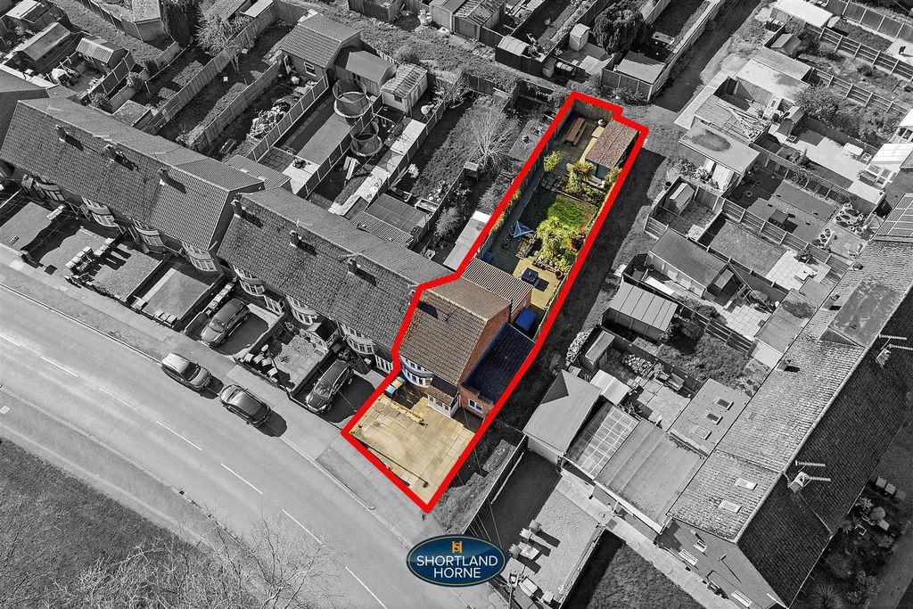 Property photo 2 of 26 Boundary