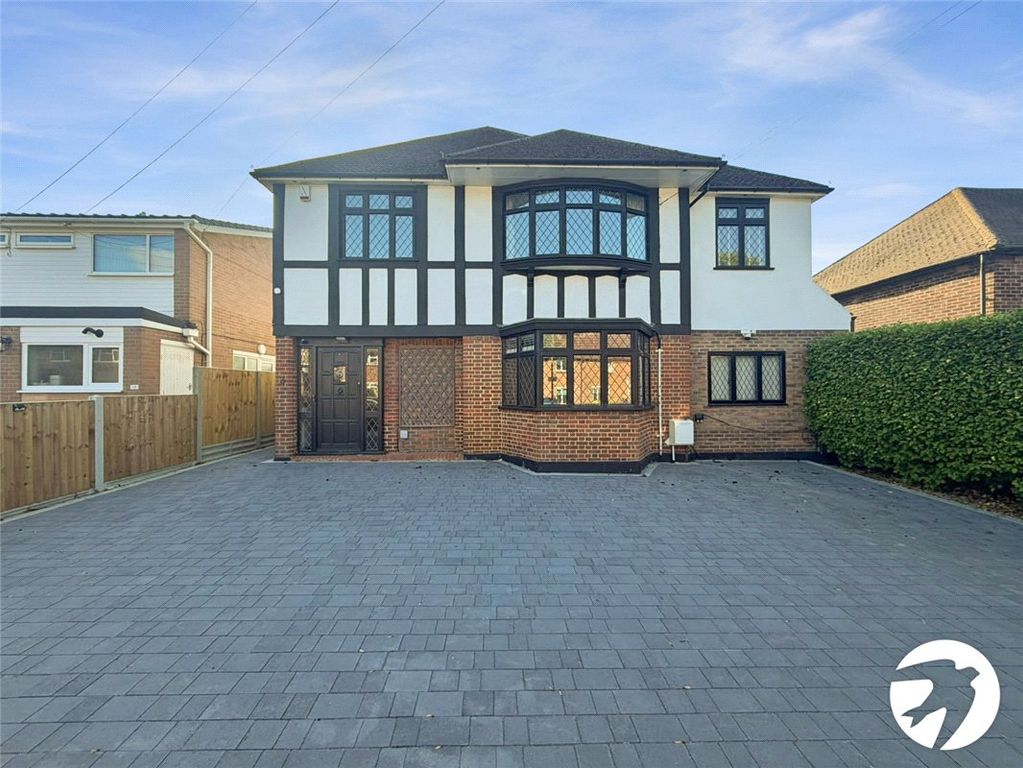 Property photo 1 of 22 Picture No. 04