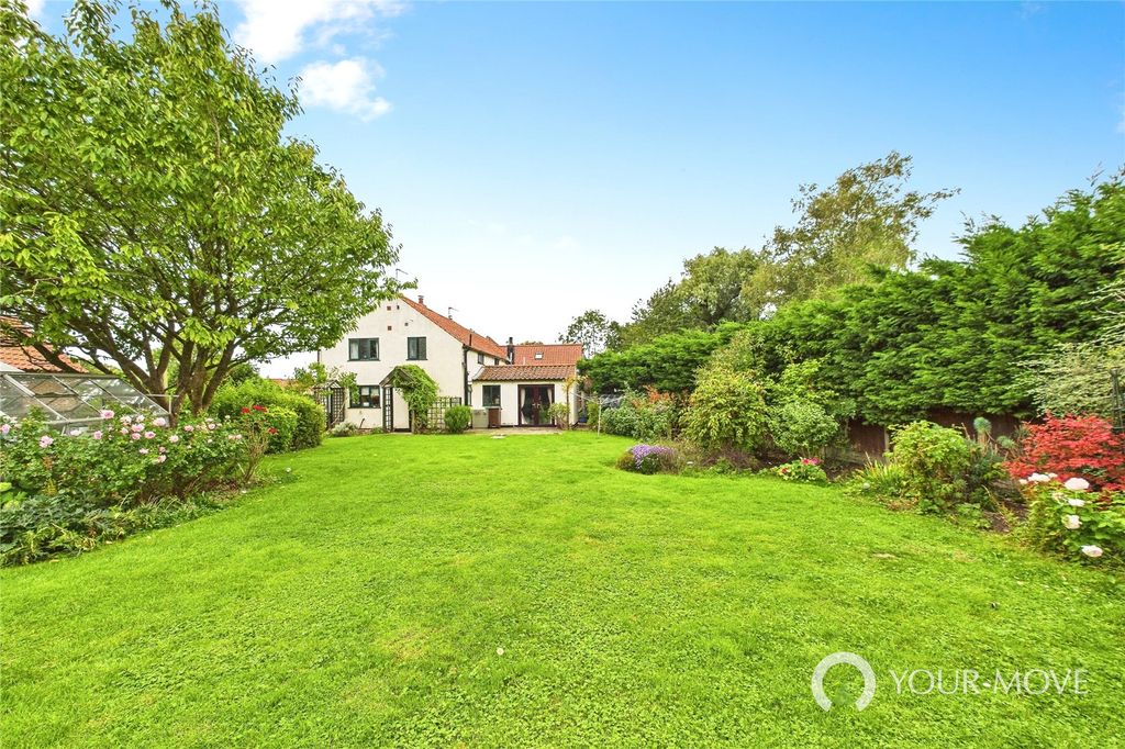 Property photo 3 of 21 Picture No. 31