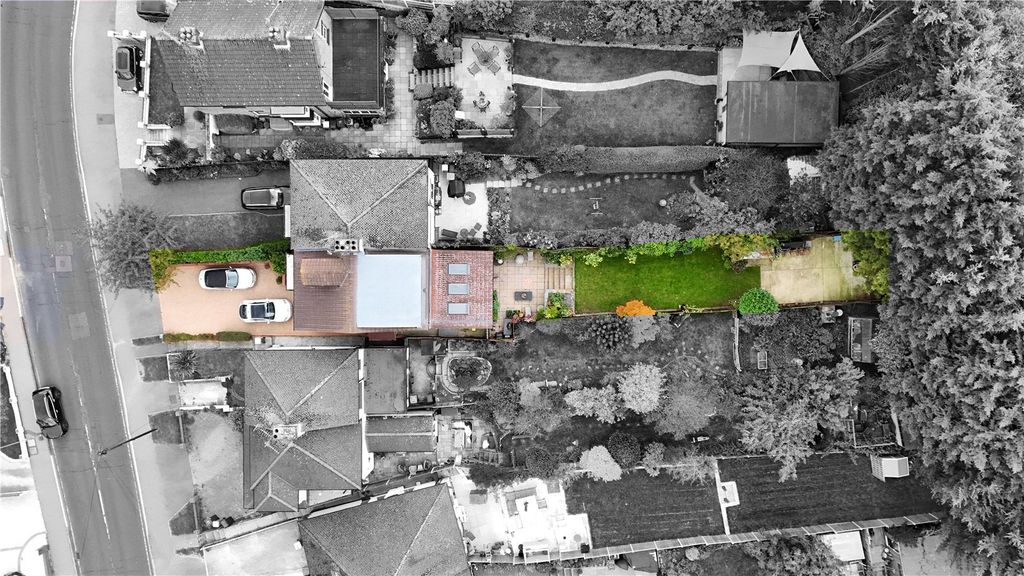 Property photo 3 of 28 Picture No. 61