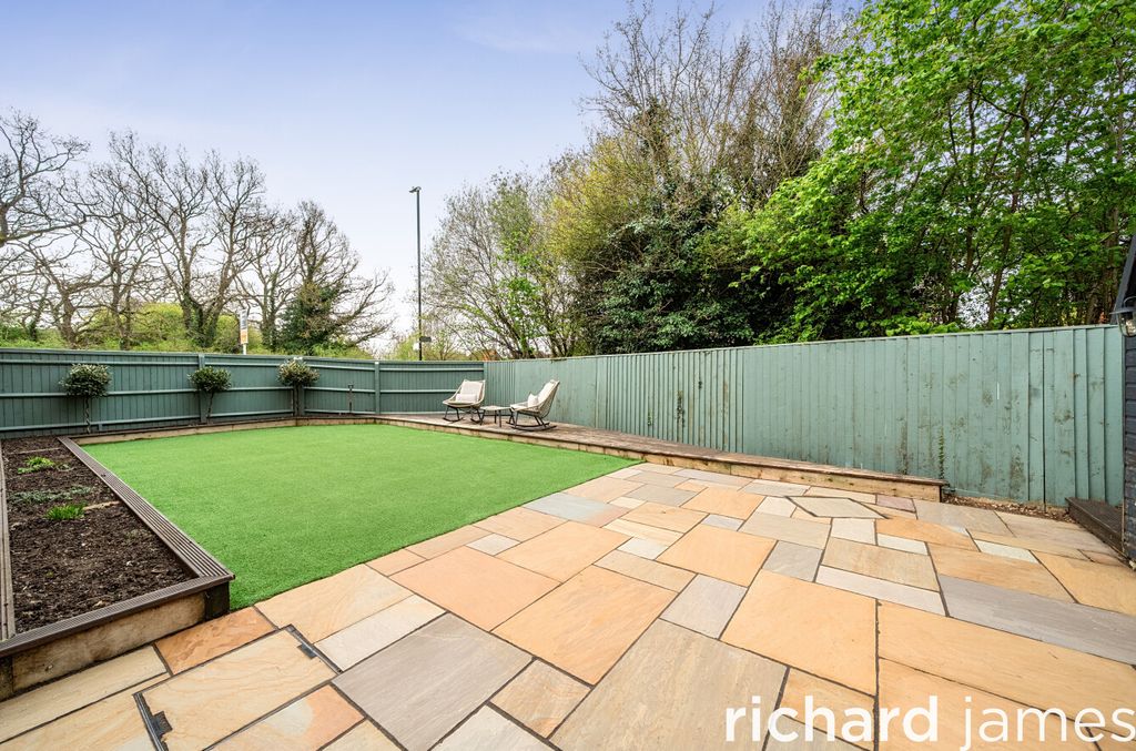 Property photo 3 of 20 856c5999F06645Ddbd84Fb89c4Ef05d1