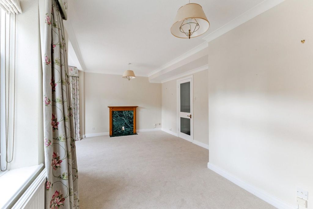 Property photo 3 of 14 Reception Room