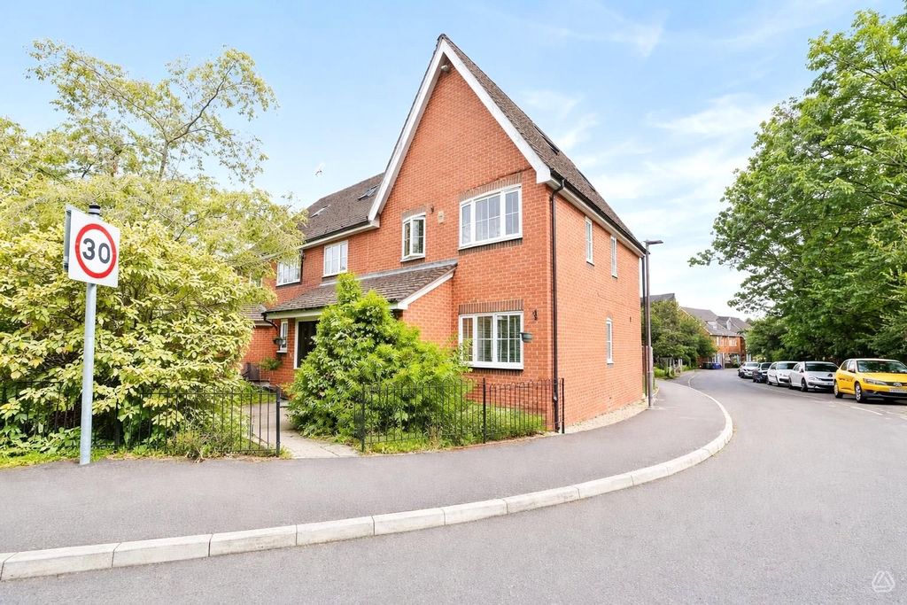 Property photo 1 of 14 Picture No. 22