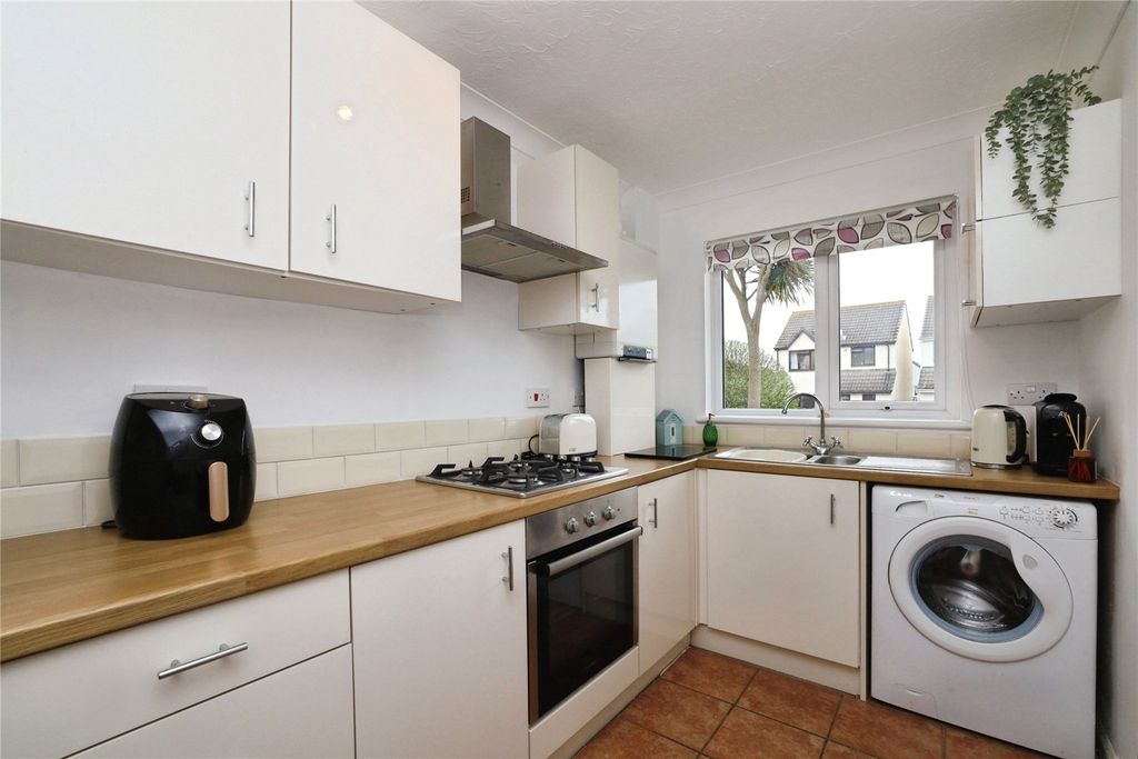 Property photo 2 of 14 Picture No. 09