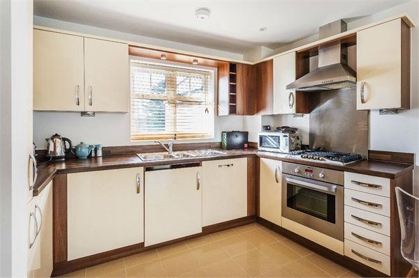 Property photo 2 of 12 Image_02