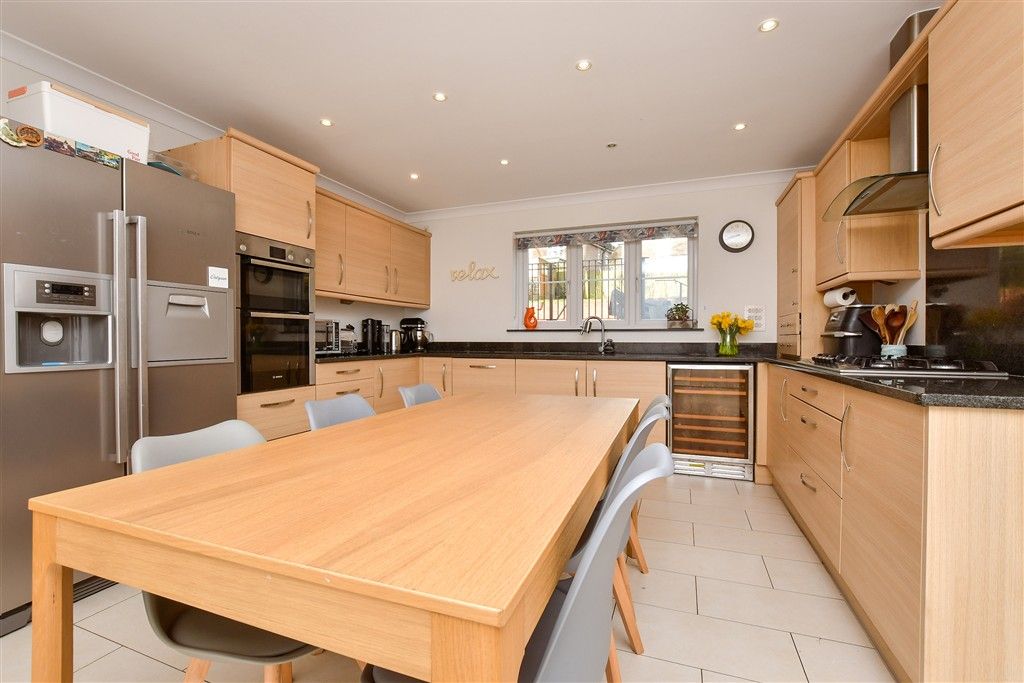 Property photo 3 of 18 Kitchen/Diner