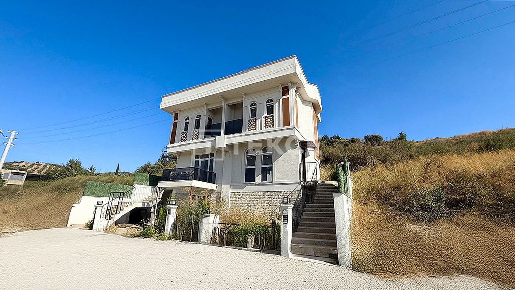 Property photo 1 of 15