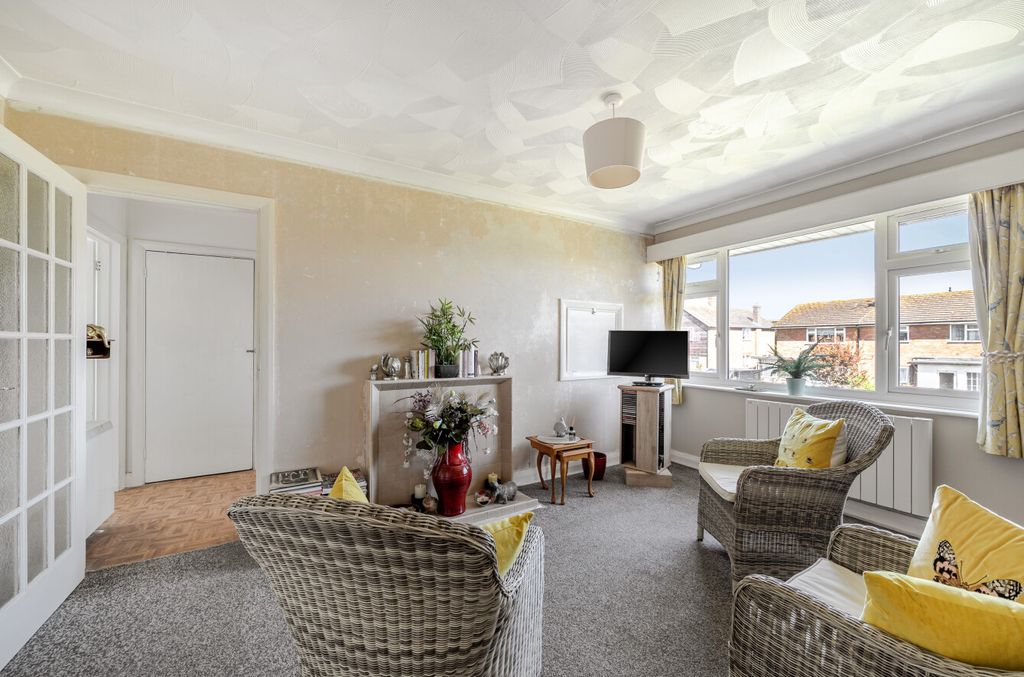 Property photo 2 of 14 1441551-22-69d65A...