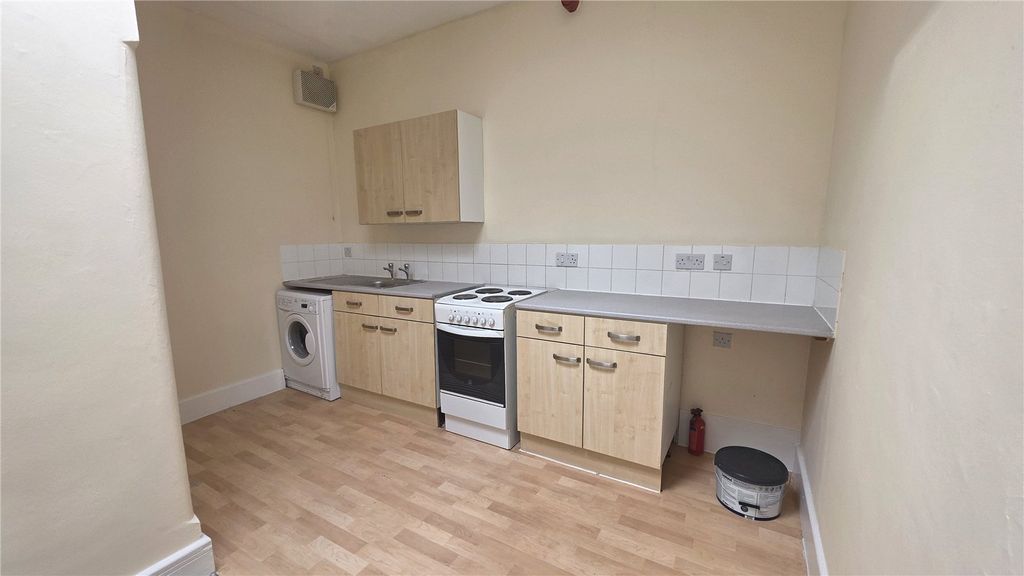 Property photo 2 of 6 Picture No. 02