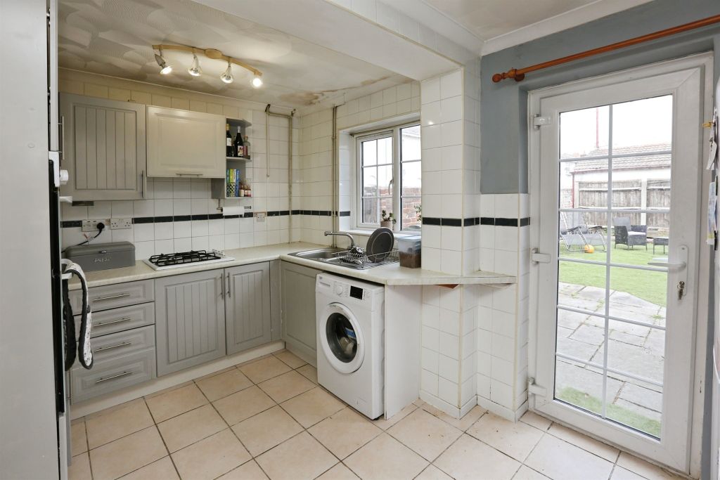 Property photo 3 of 13