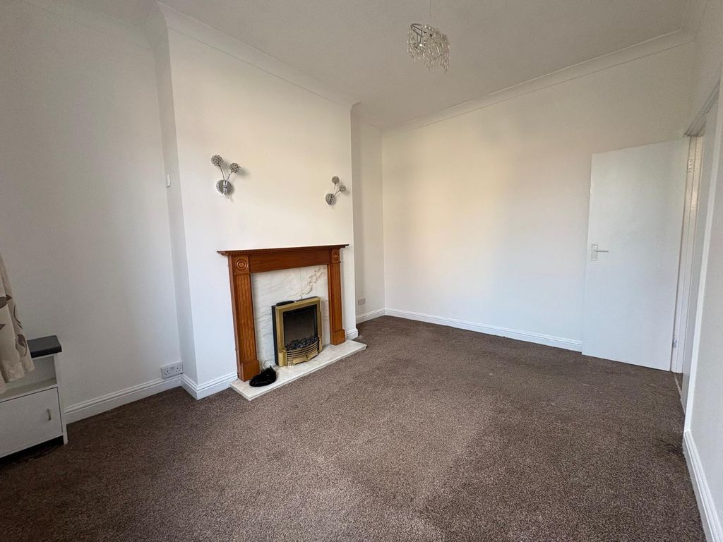 Property photo 3 of 12 Gallery