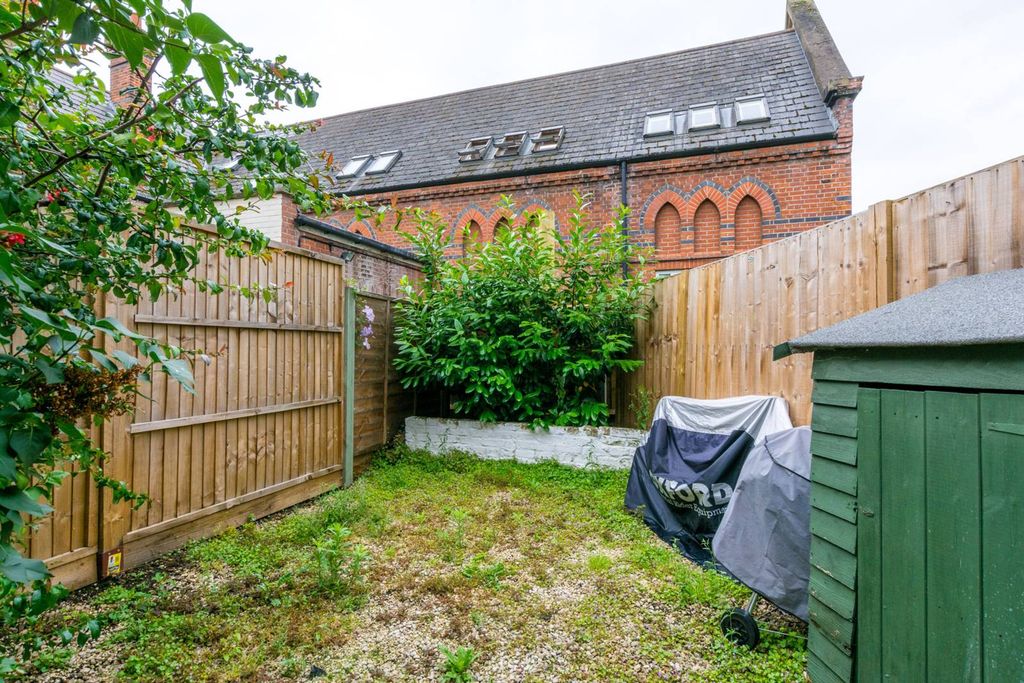 Property photo 3 of 8