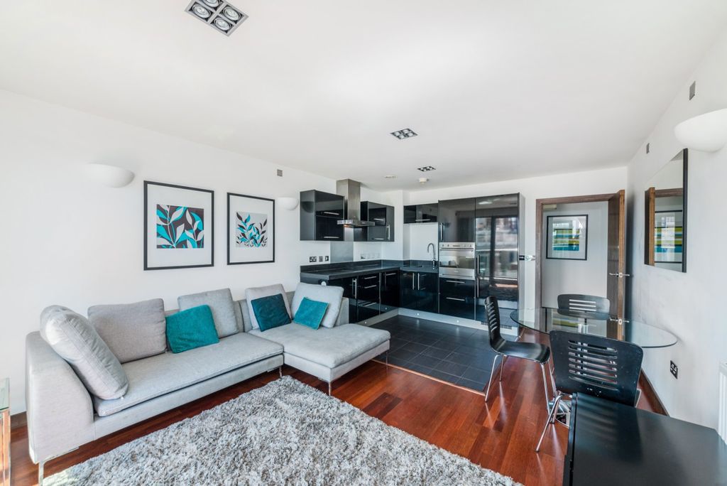 Property photo 1 of 12 Picture No. 11