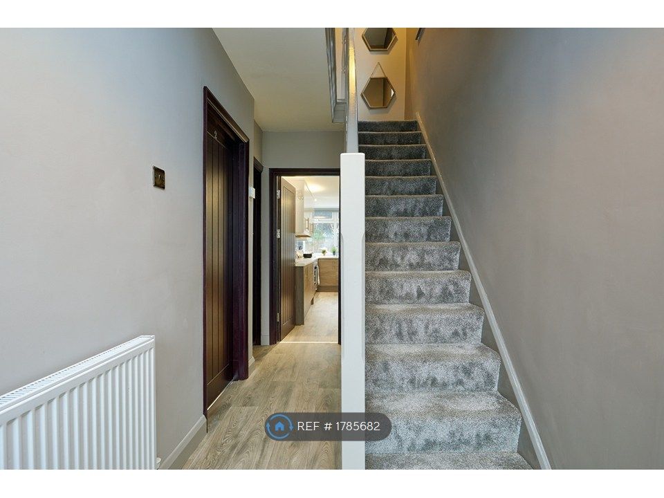 Property photo 2 of 3