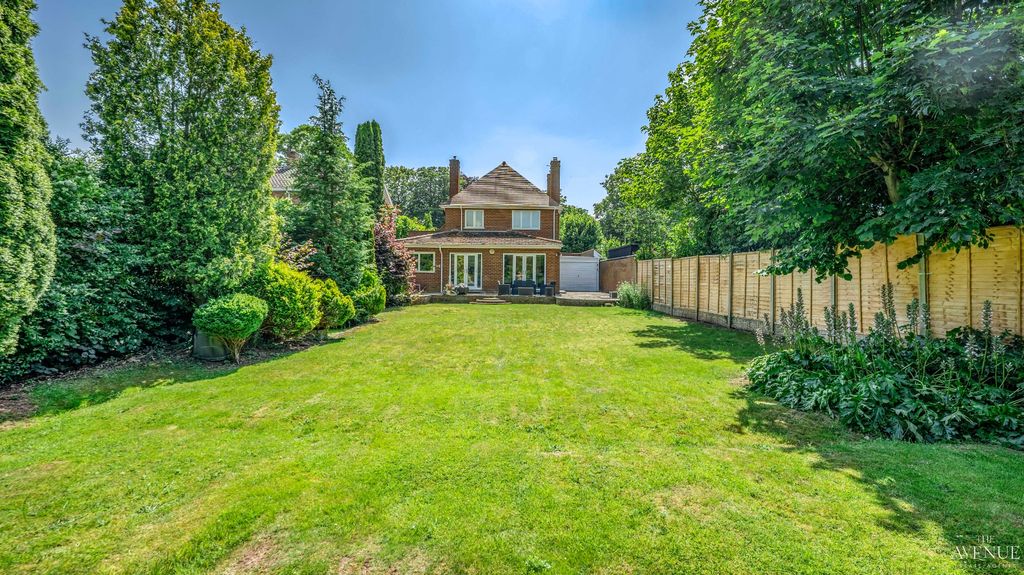 Property photo 2 of 41 5207644