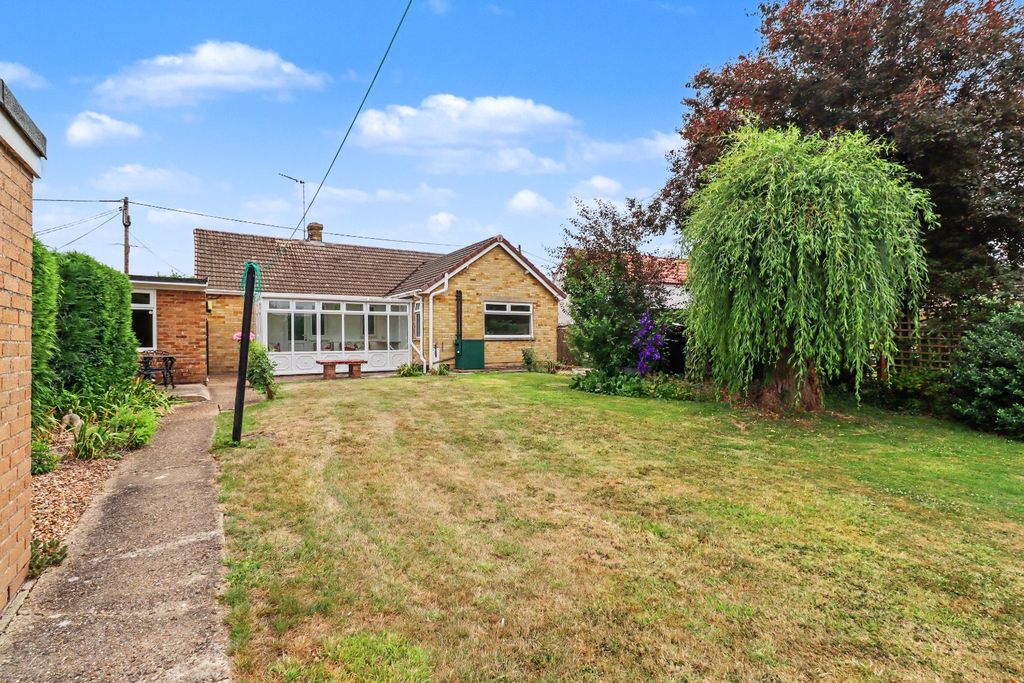 Property photo 2 of 24 5253392