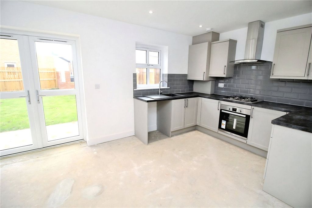 Property photo 3 of 10 Picture No. 06