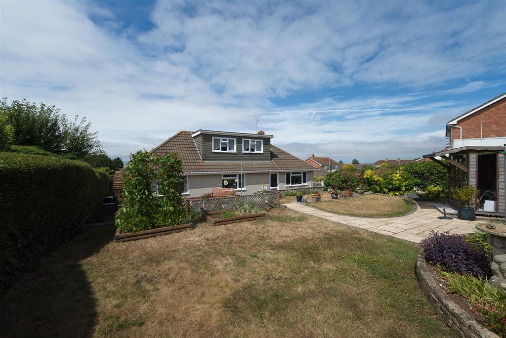 Property photo 1 of 19 Rear Garden