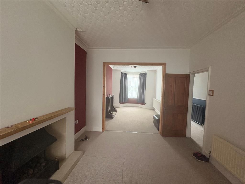 Property photo 3 of 20 Image