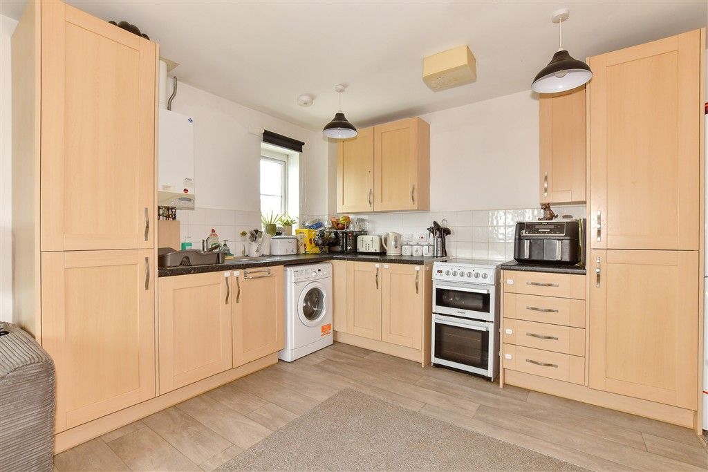 Property photo 2 of 7 Lounge/ Kitchen/ Diner