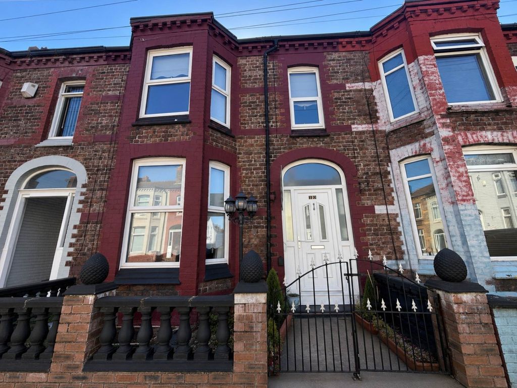 Property photo 1 of 12