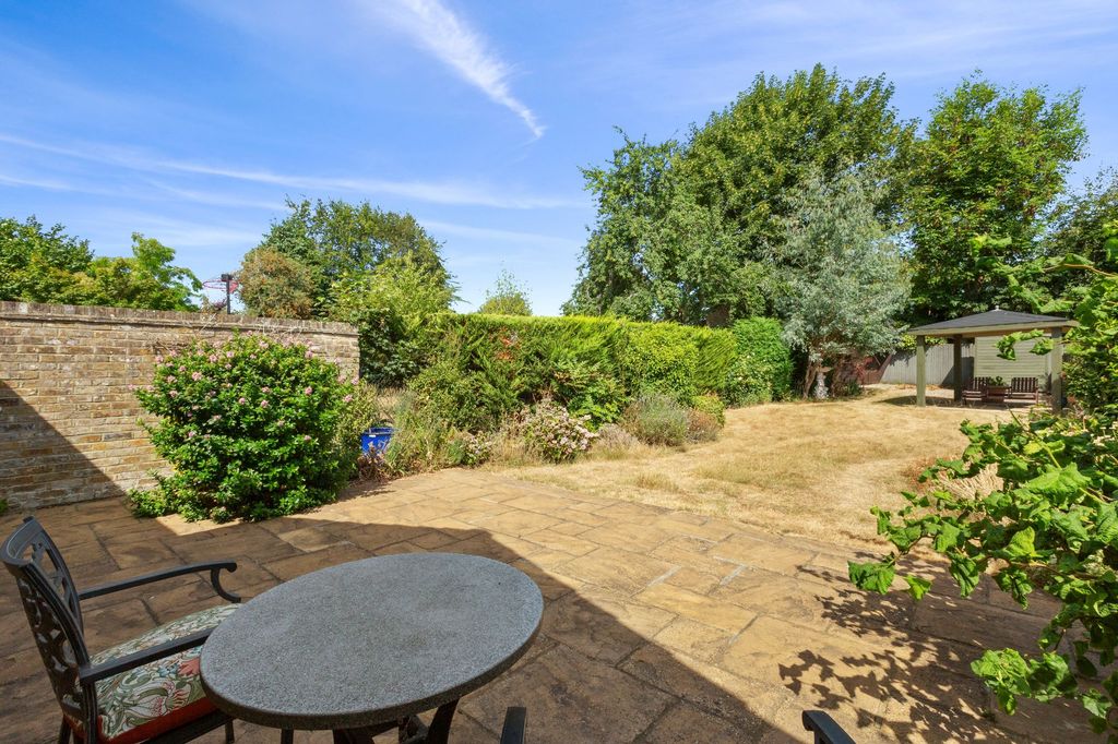 Property photo 3 of 13
