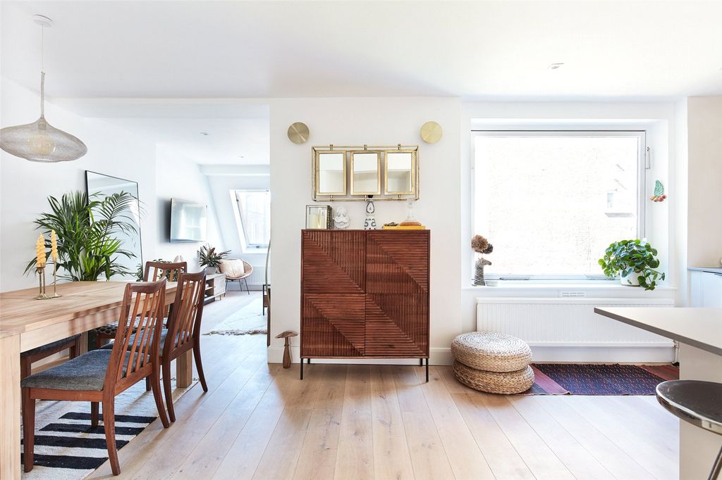 Property photo 3 of 14 Picture No. 08