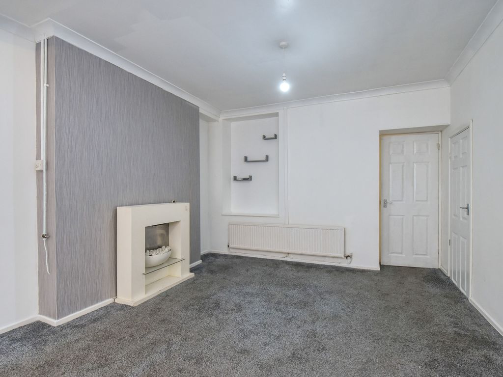 Property photo 3 of 17 Image 2