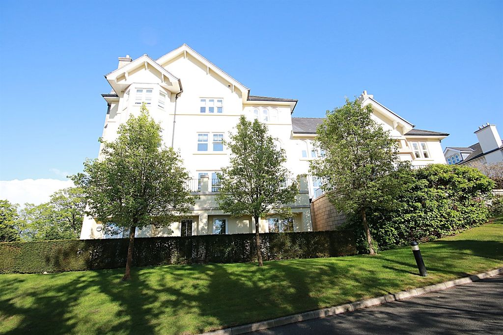 Property photo 1 of 15 (Main)