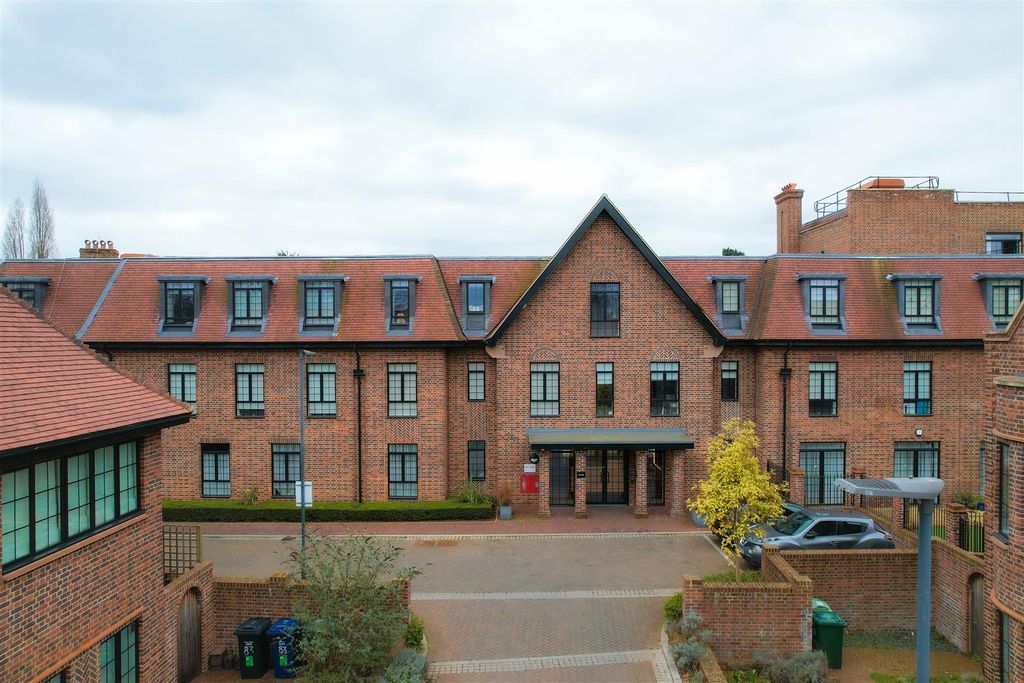 Property photo 2 of 12 2.Jpg