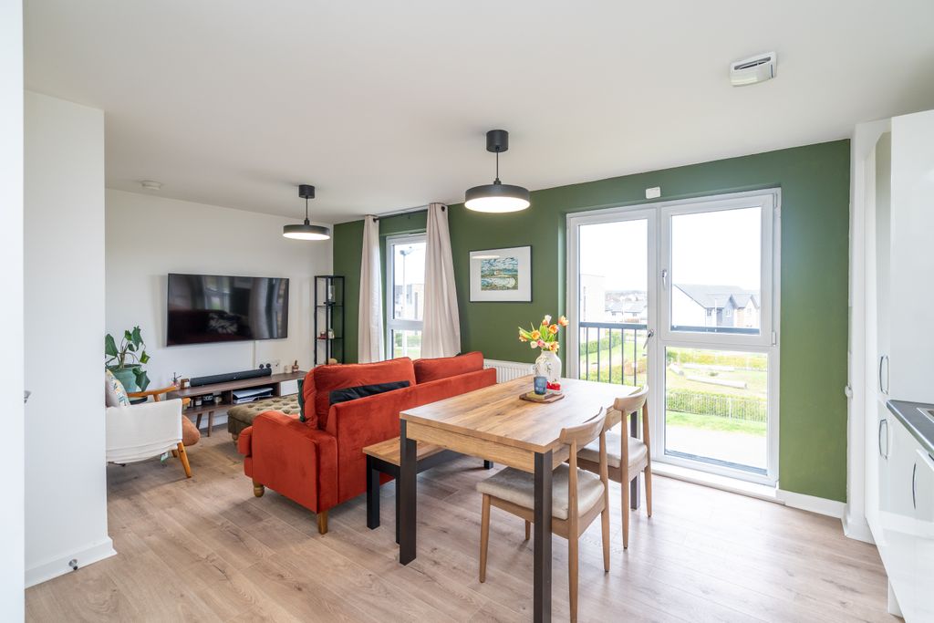 Property photo 3 of 16 Property Image 3