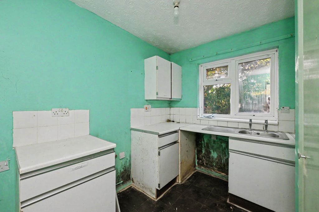 Property photo 3 of 17 9 Norris Road, St. Ives, Cambridgeshire, Pe27 5Bp