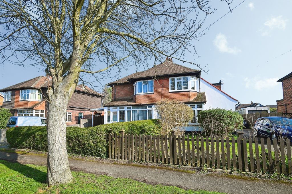 Property photo 1 of 18