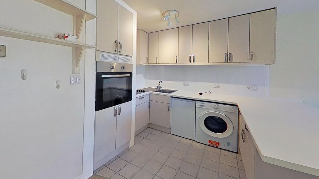 Property photo 3 of 12 Picture No. 37