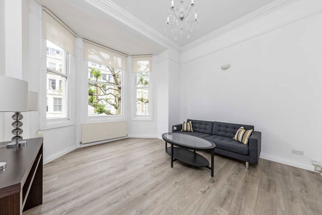 Property photo 1 of 5