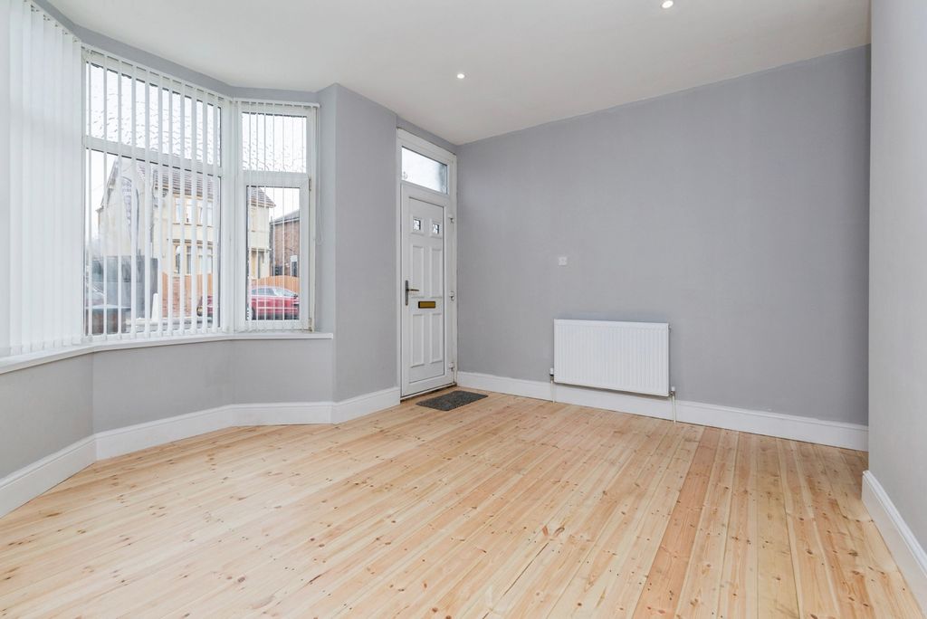 Property photo 2 of 13 Photo