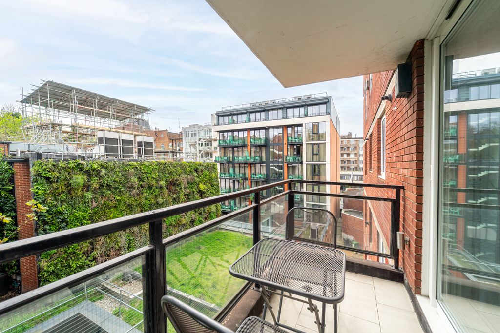 Property photo 2 of 15 Mba09167-Edit