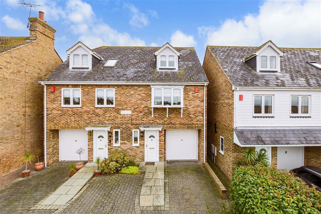 Property photo 1 of 12 External (Web)