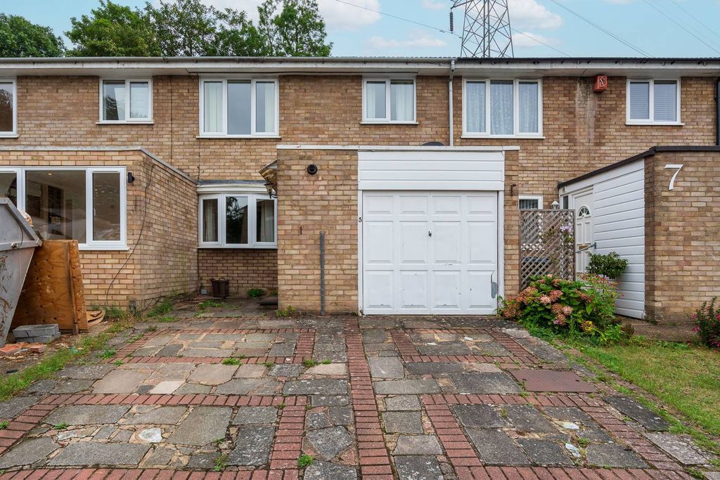 Property photo 1 of 25