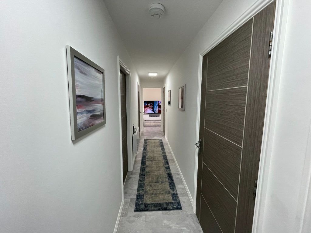 Property photo 2 of 21 Photograph 2