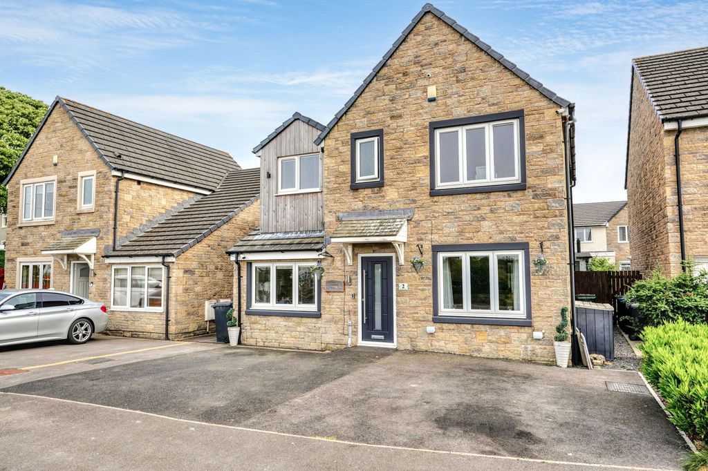 Property photo 1 of 28