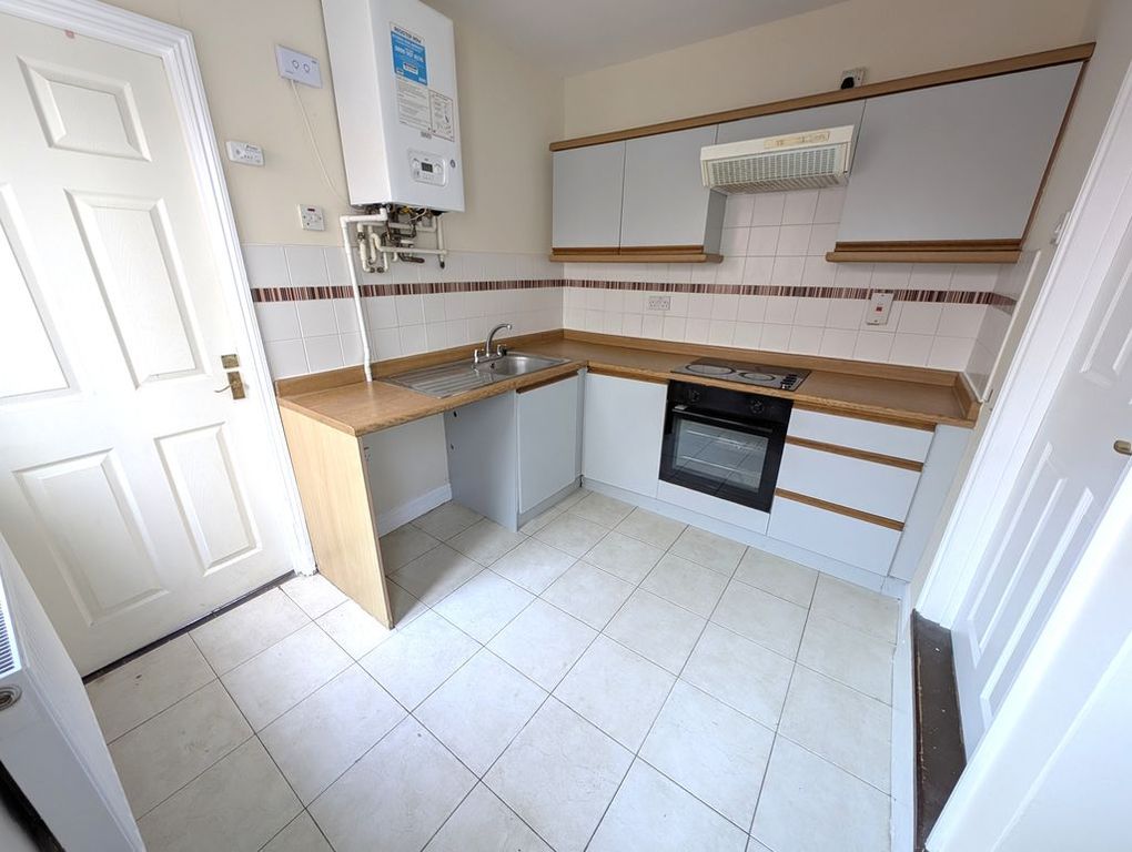 Additional image 6 of 2 bed terraced house to rentBartlett Street, Caerphilly CF83