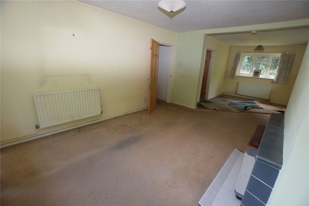 Property photo 3 of 11 Picture No. 27