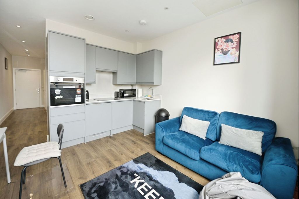 Property photo 3 of 15