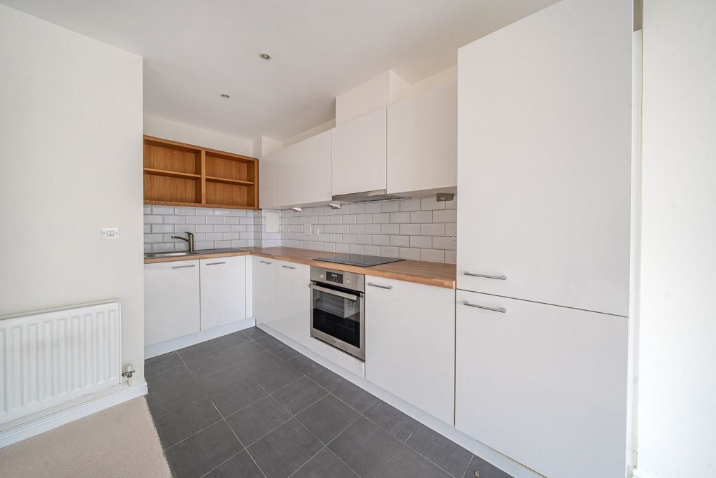 Property photo 3 of 14 Picture No. 09