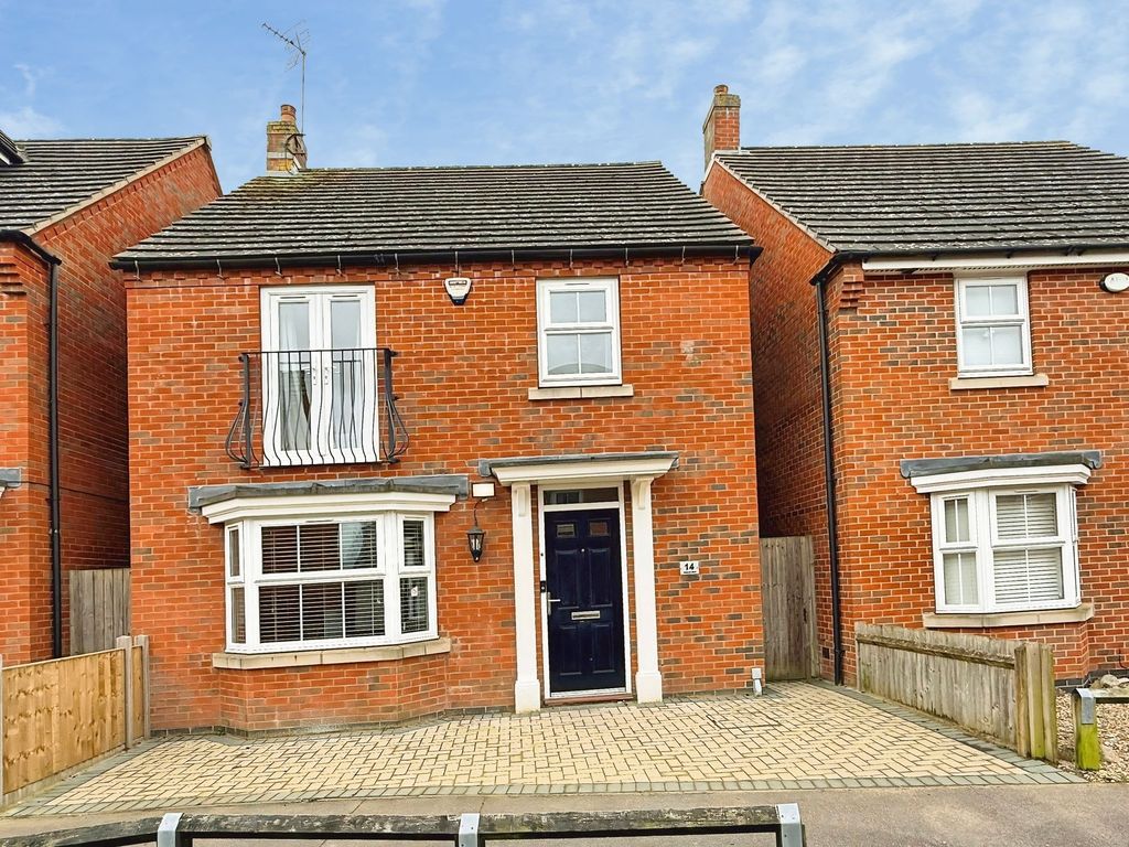 Property photo 1 of 24