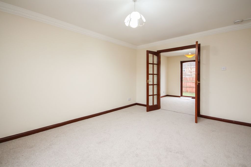 Property photo 3 of 24