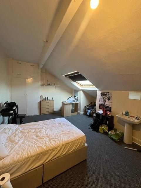 Property photo 3 of 8 Bright Attic Double Bedroom With Sloped Ceiling, F...
