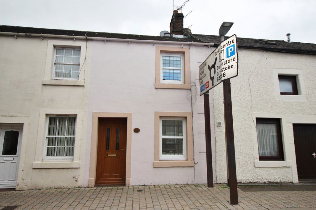 Property photo 1 of 11