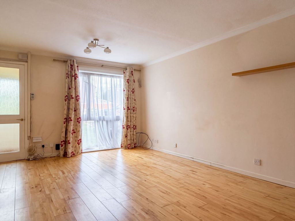 Property photo 3 of 11